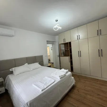 Apartment Louis *