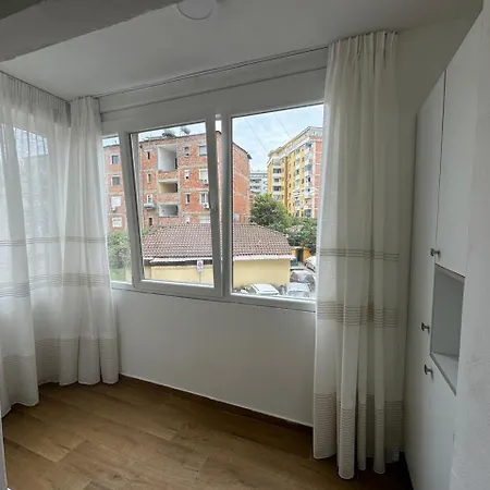Apartment Louis *